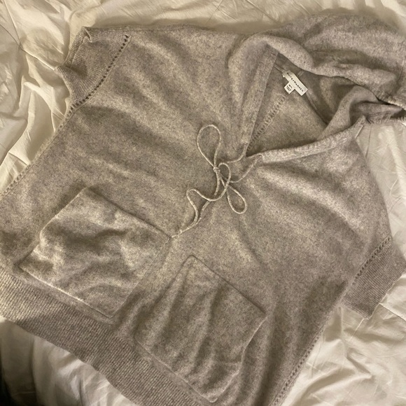 Cashmere Sweater - Picture 3 of 6
